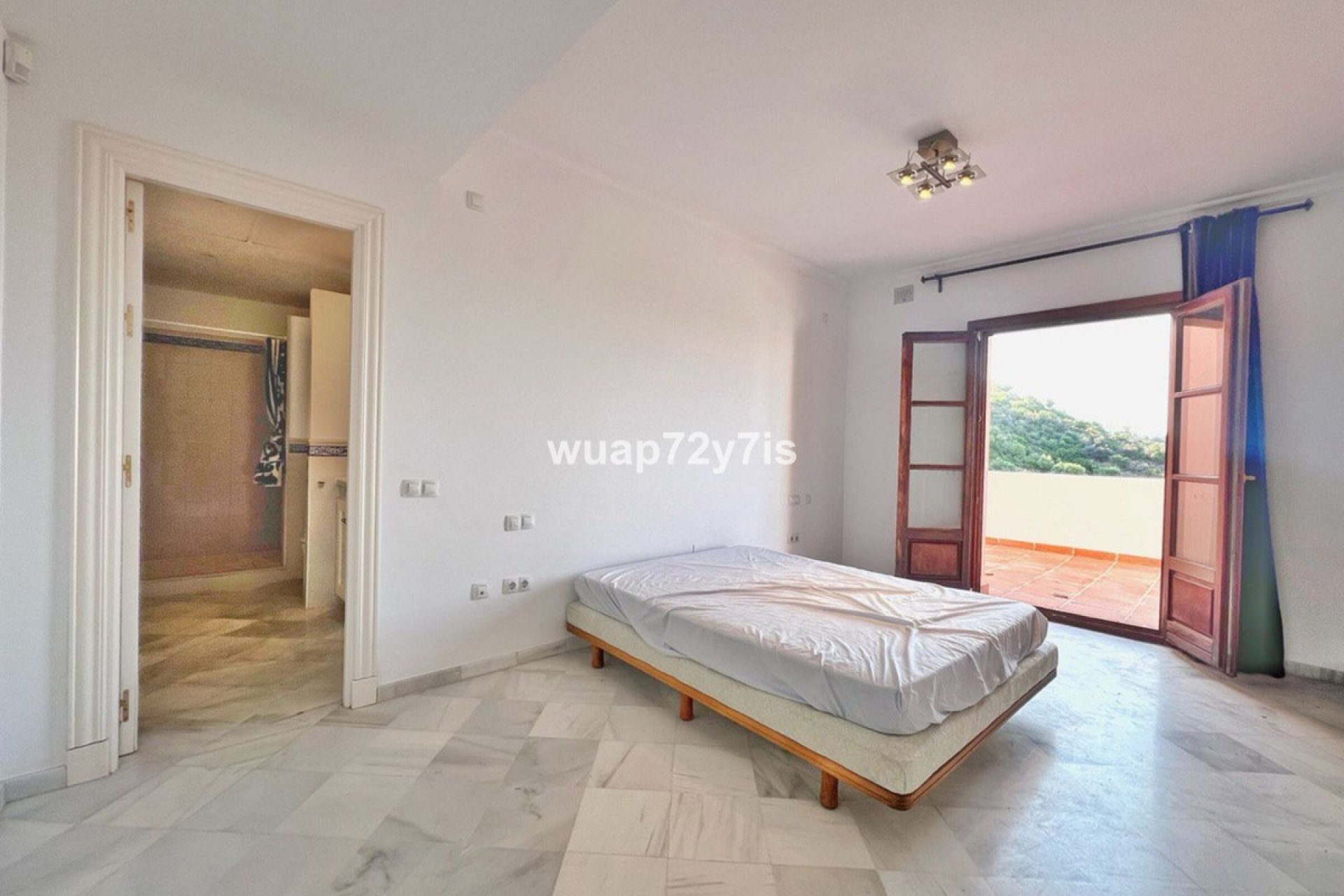 Resale - House - Semi-Detached House - Benahavís - Benahavís Centro