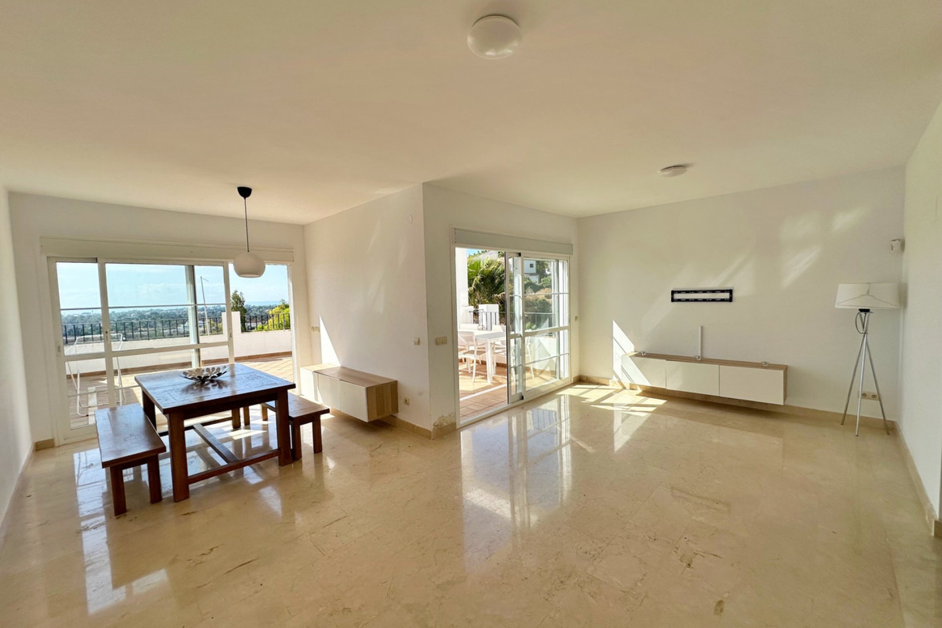 Resale - House - Semi-Detached House - Benahavís - Benahavís Centro