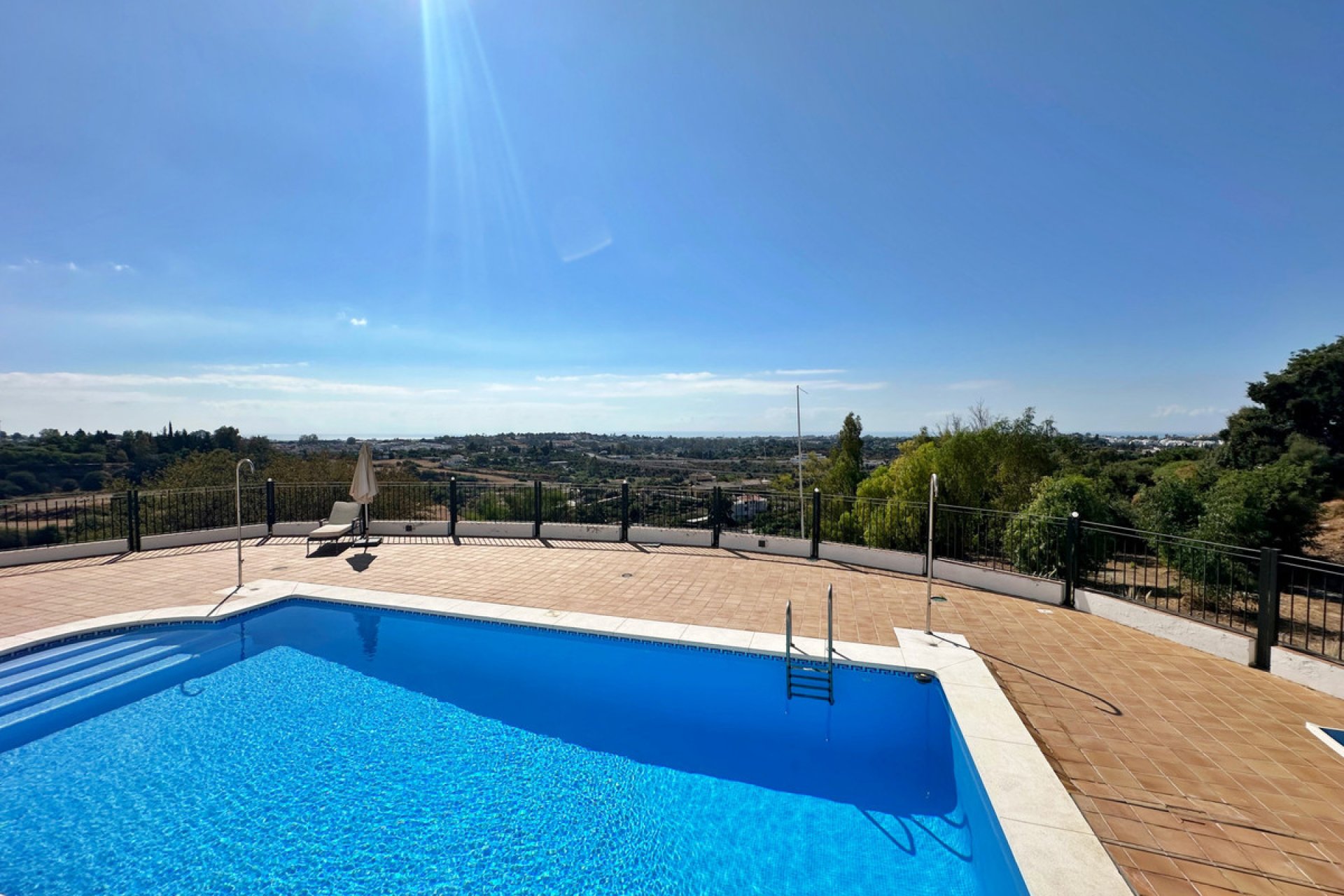 Resale - House - Semi-Detached House - Benahavís - Benahavís Centro