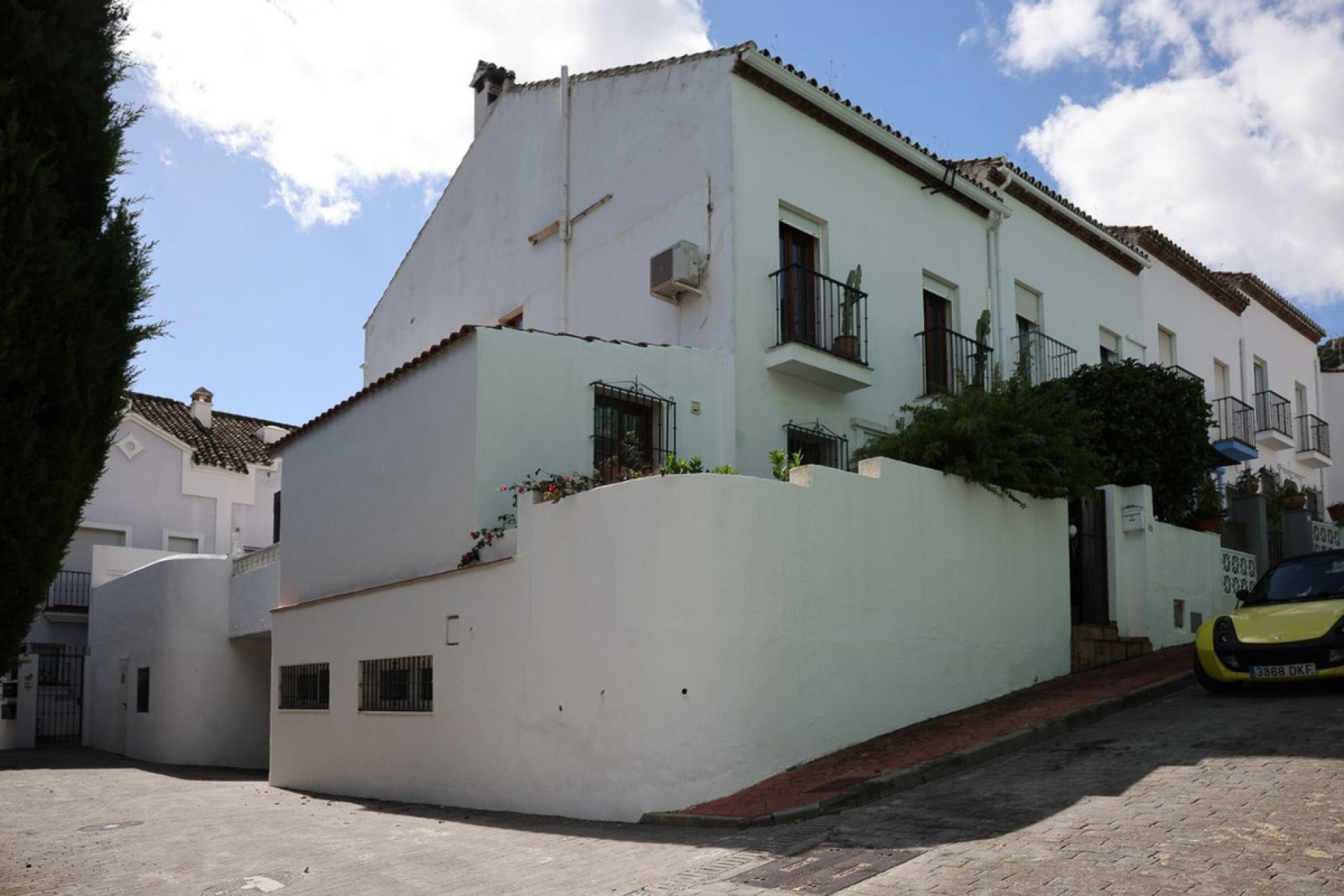 Resale - House - Semi-Detached House - Benahavís - Benahavís Centro