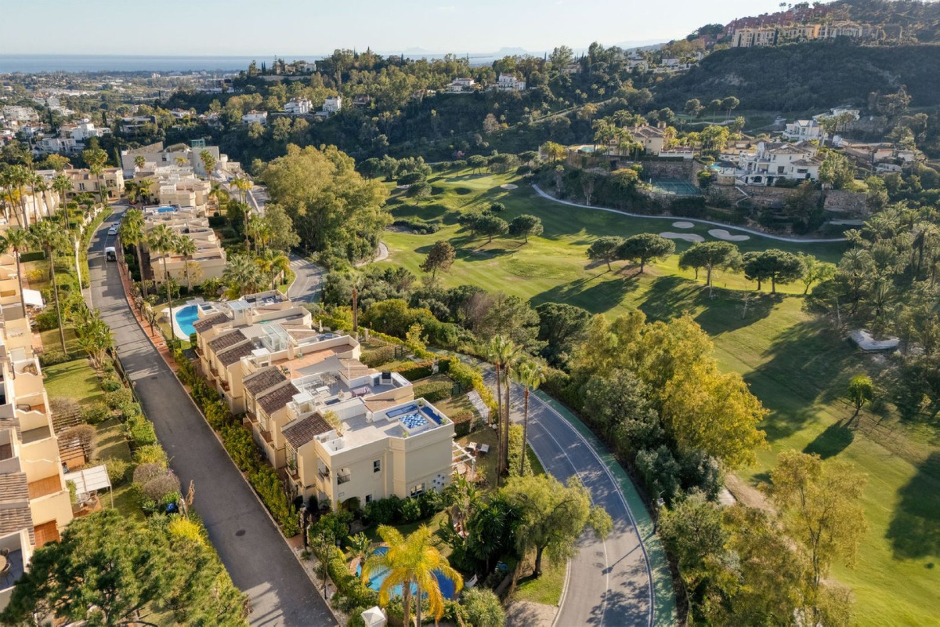 Resale - House - Semi-Detached House - Benahavís - La Quinta