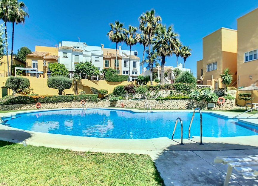 Resale - House - Semi-Detached House - Benalmádena - Arroyo de la Miel