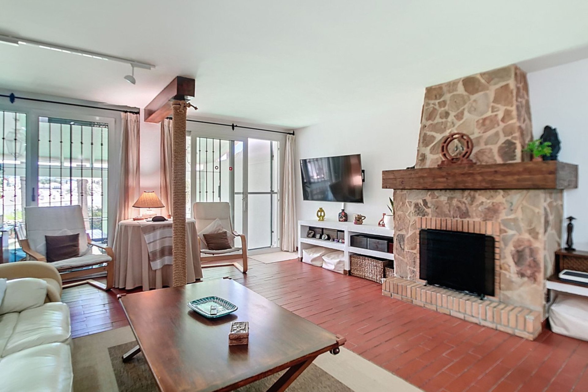 Resale - House - Semi-Detached House - Benalmádena - Arroyo de la Miel