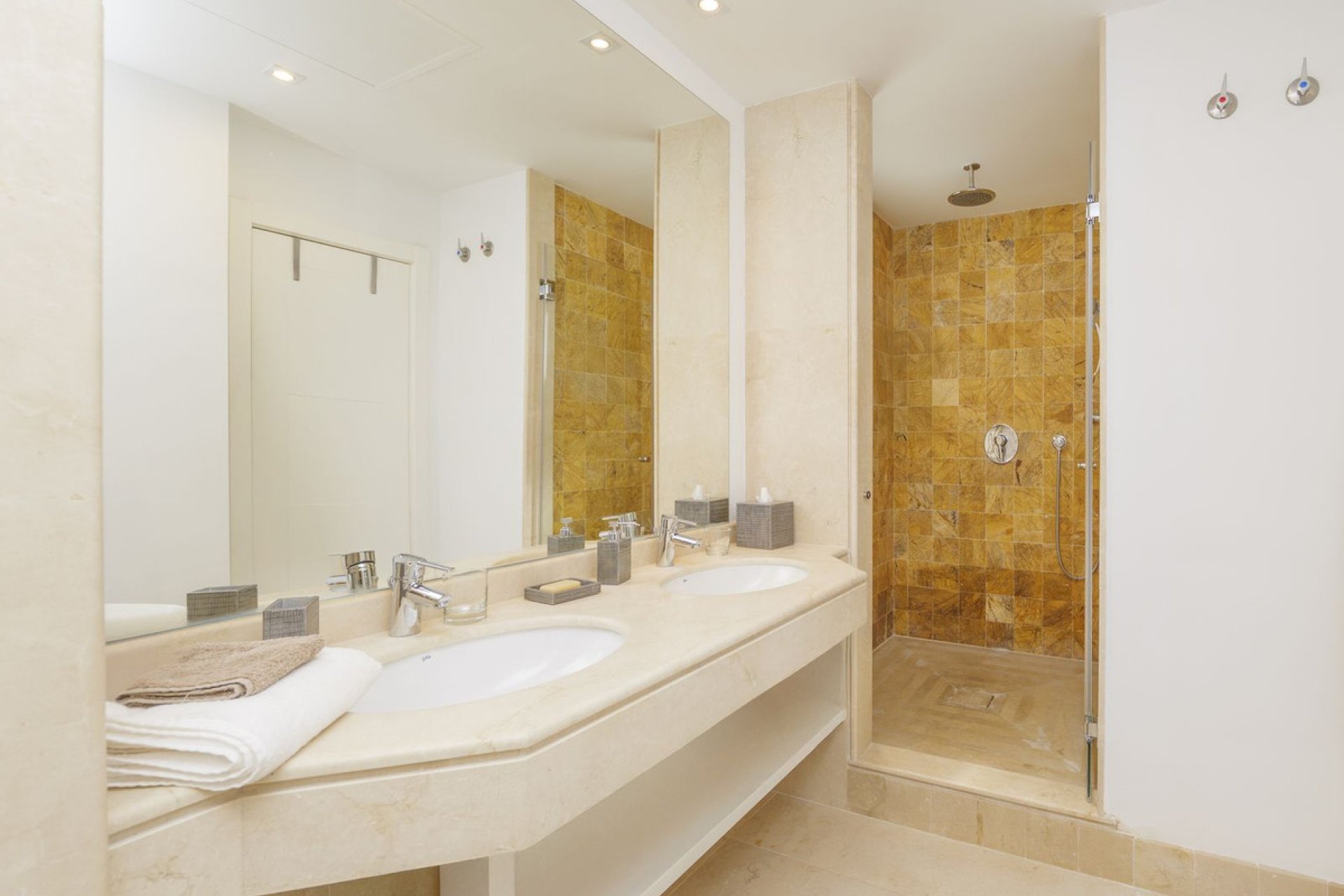 Resale - House - Semi-Detached House - Benalmádena - Benalmadena Centro