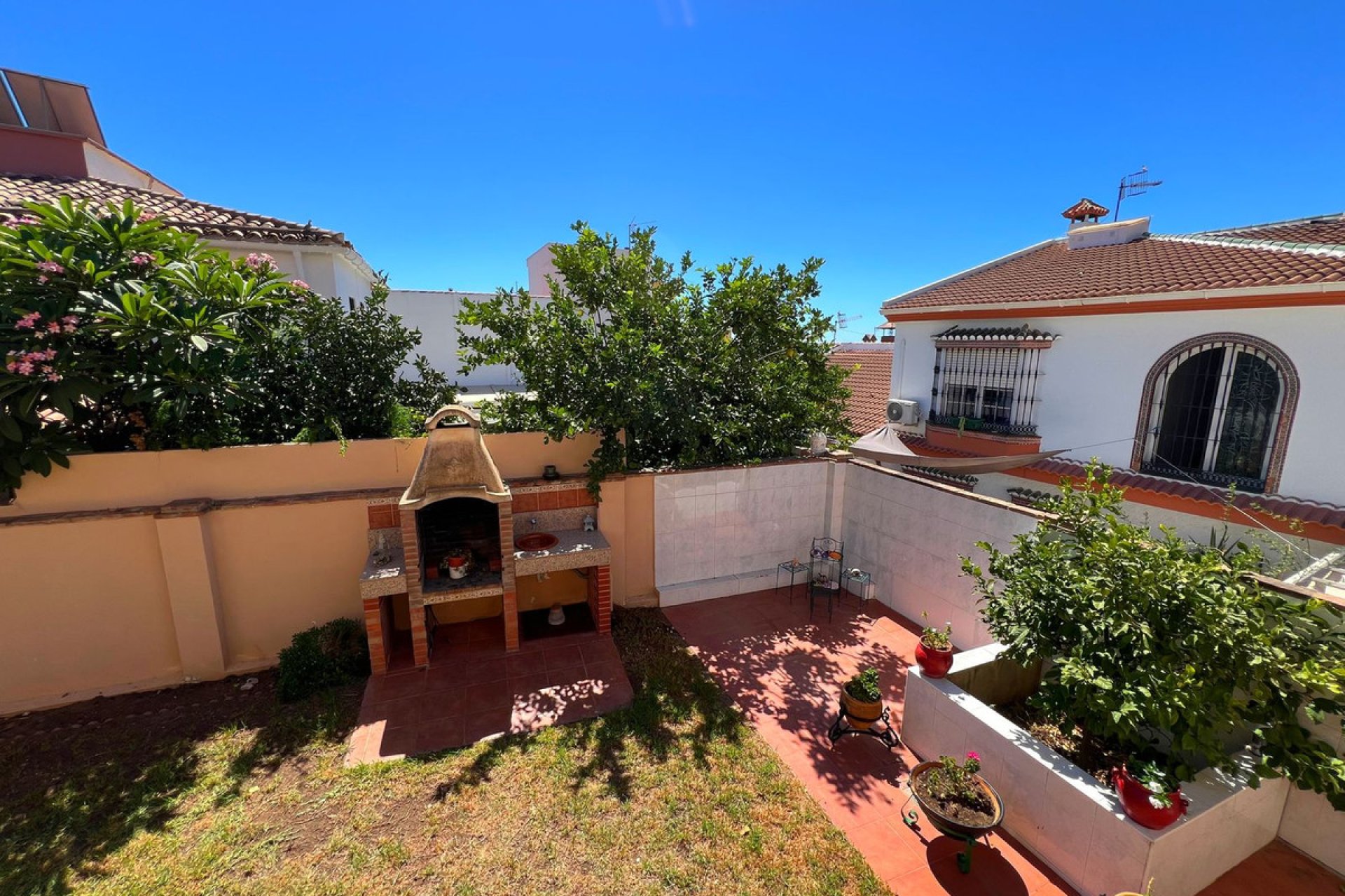 Resale - House - Semi-Detached House - Benalmádena - Benalmadena Centro