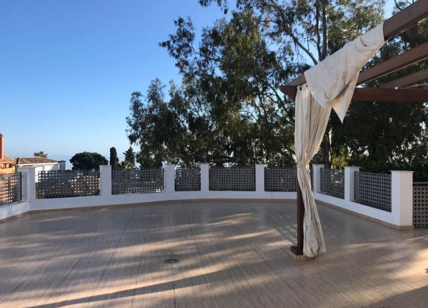 Resale - House - Semi-Detached House - Benalmádena - Benalmadena Centro