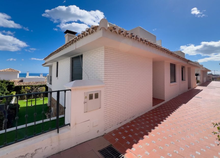 Resale - House - Semi-Detached House - Benalmádena - Benalmadena Pueblo