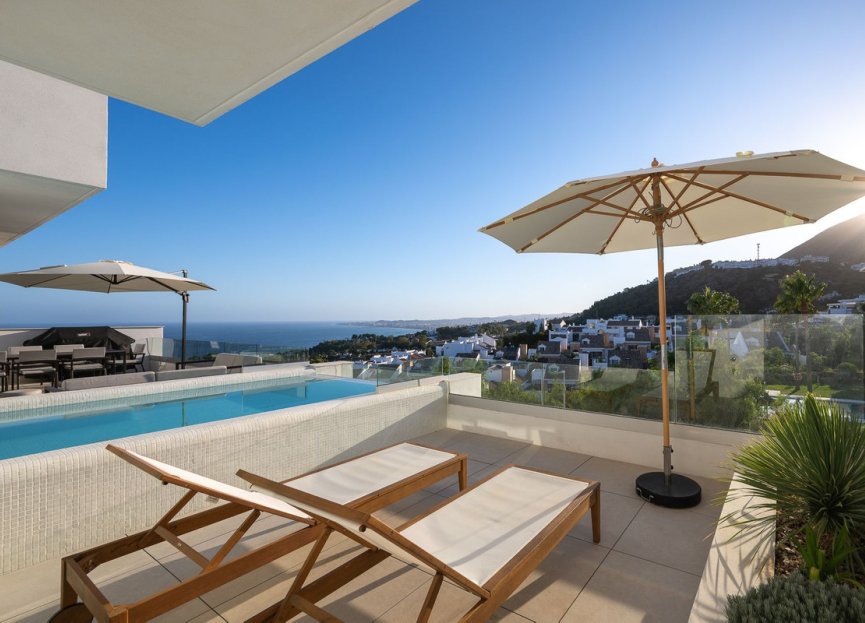 Resale - House - Semi-Detached House - Benalmádena - Benalmadena Pueblo