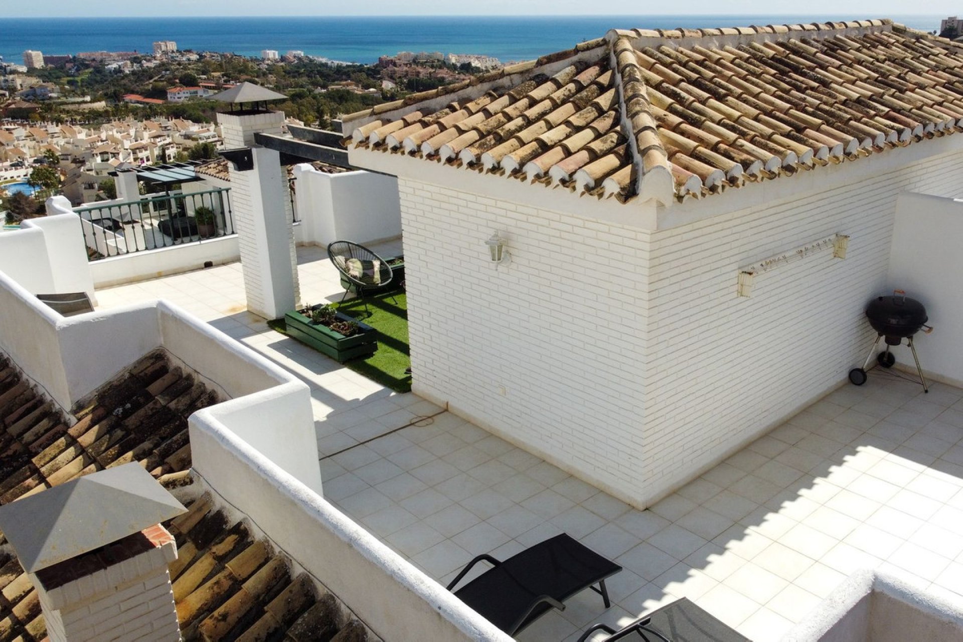 Resale - House - Semi-Detached House - Benalmádena - Benalmadena Pueblo