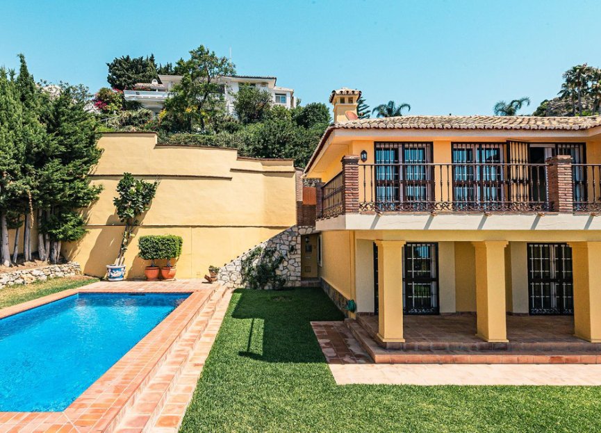 Resale - House - Semi-Detached House - Benalmádena - La Capellania