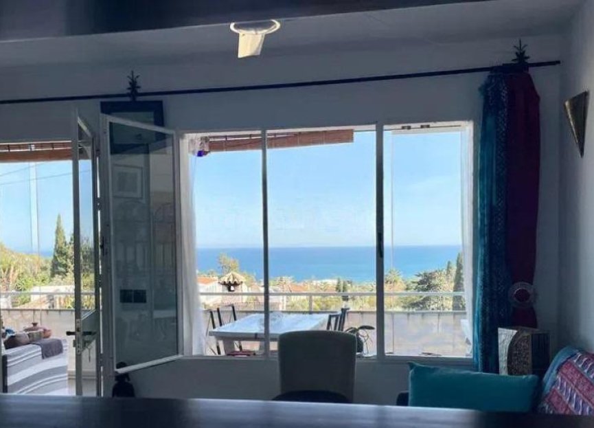 Resale - House - Semi-Detached House - Benalmádena - Torremuelle