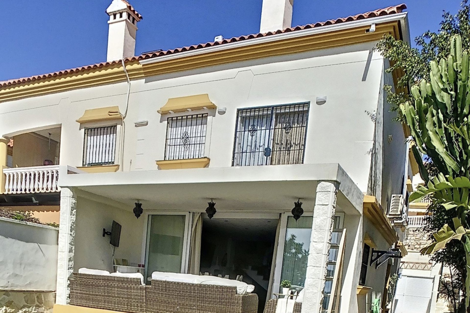 Resale - House - Semi-Detached House - Benalmádena - Torremuelle