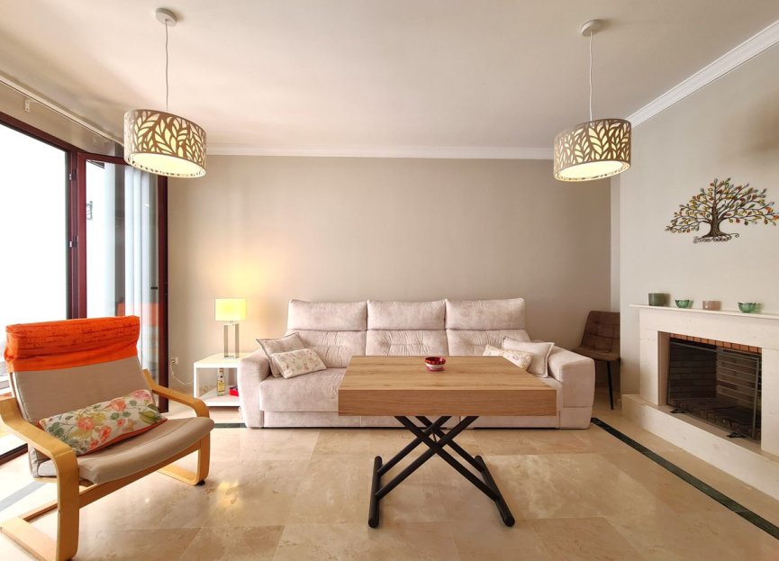 Resale - House - Semi-Detached House - Casares - Casares Centro