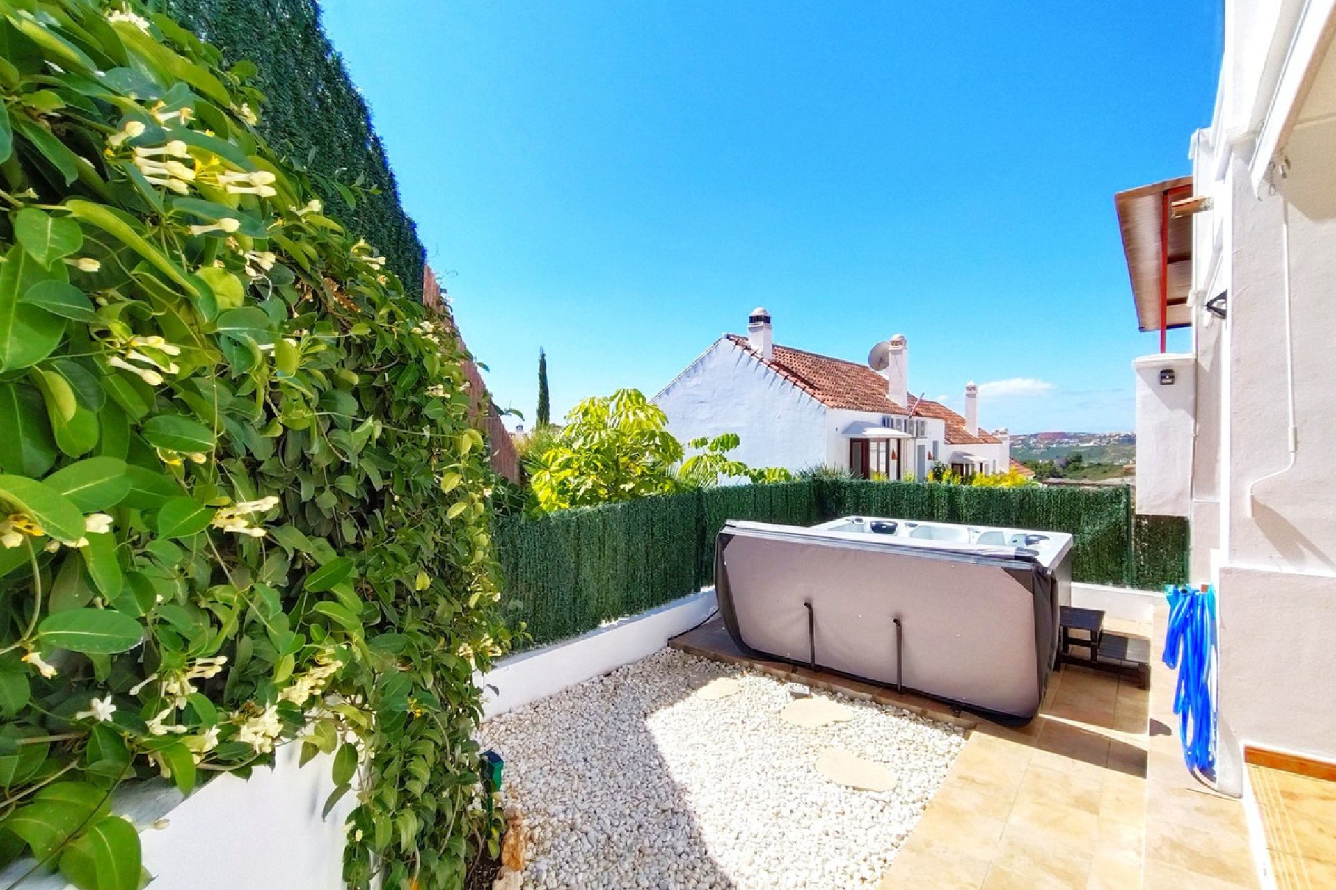 Resale - House - Semi-Detached House - Casares - Casares Centro