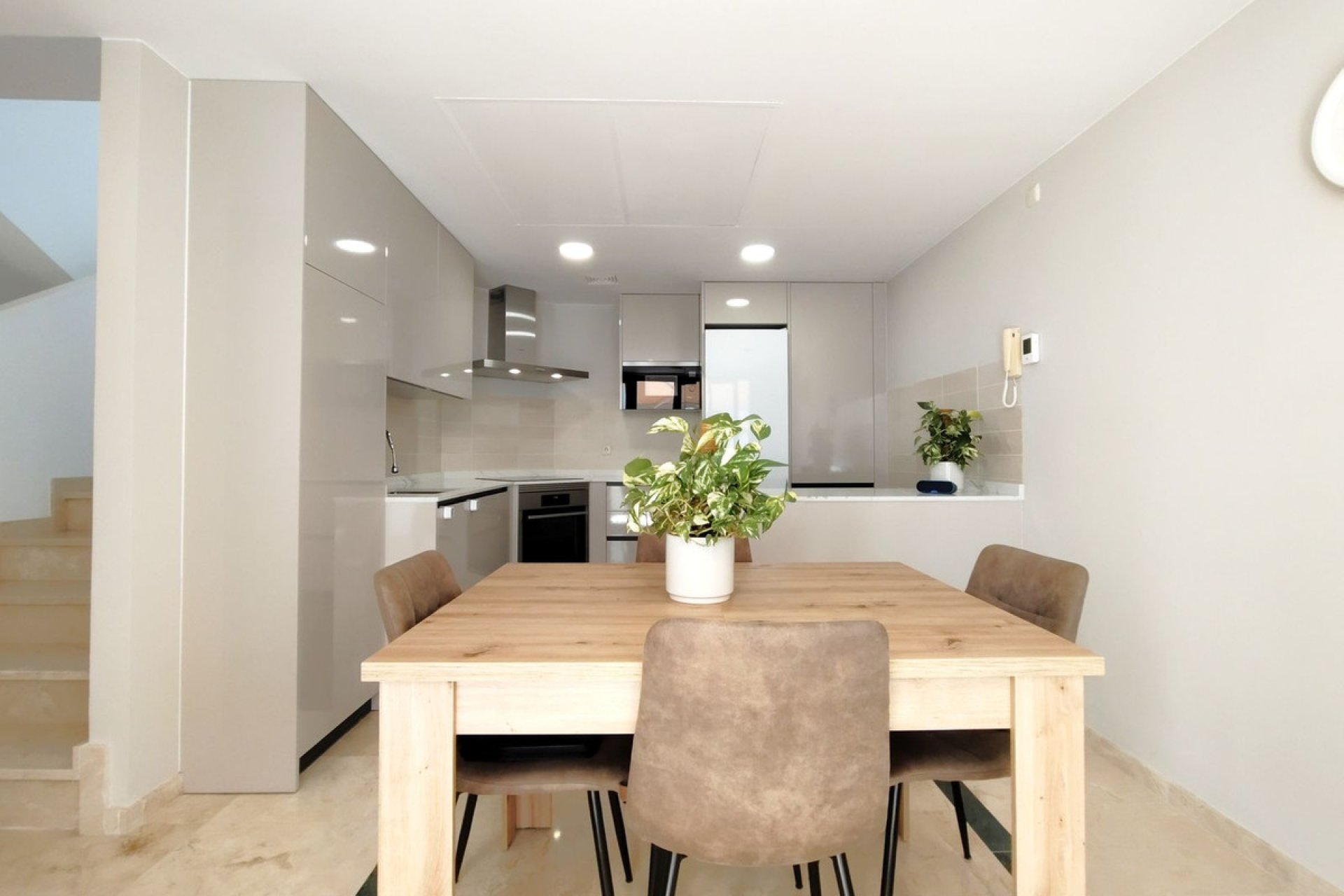 Resale - House - Semi-Detached House - Casares - Casares Centro