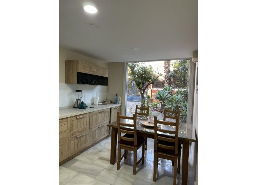 Resale - House - Semi-Detached House - Estepona - Atalaya