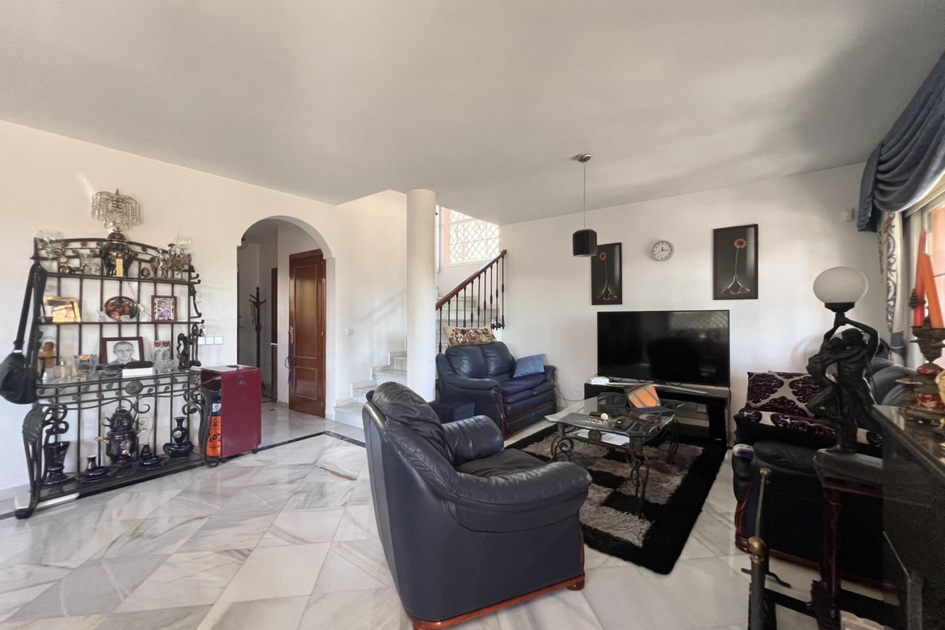 Resale - House - Semi-Detached House - Estepona - Atalaya