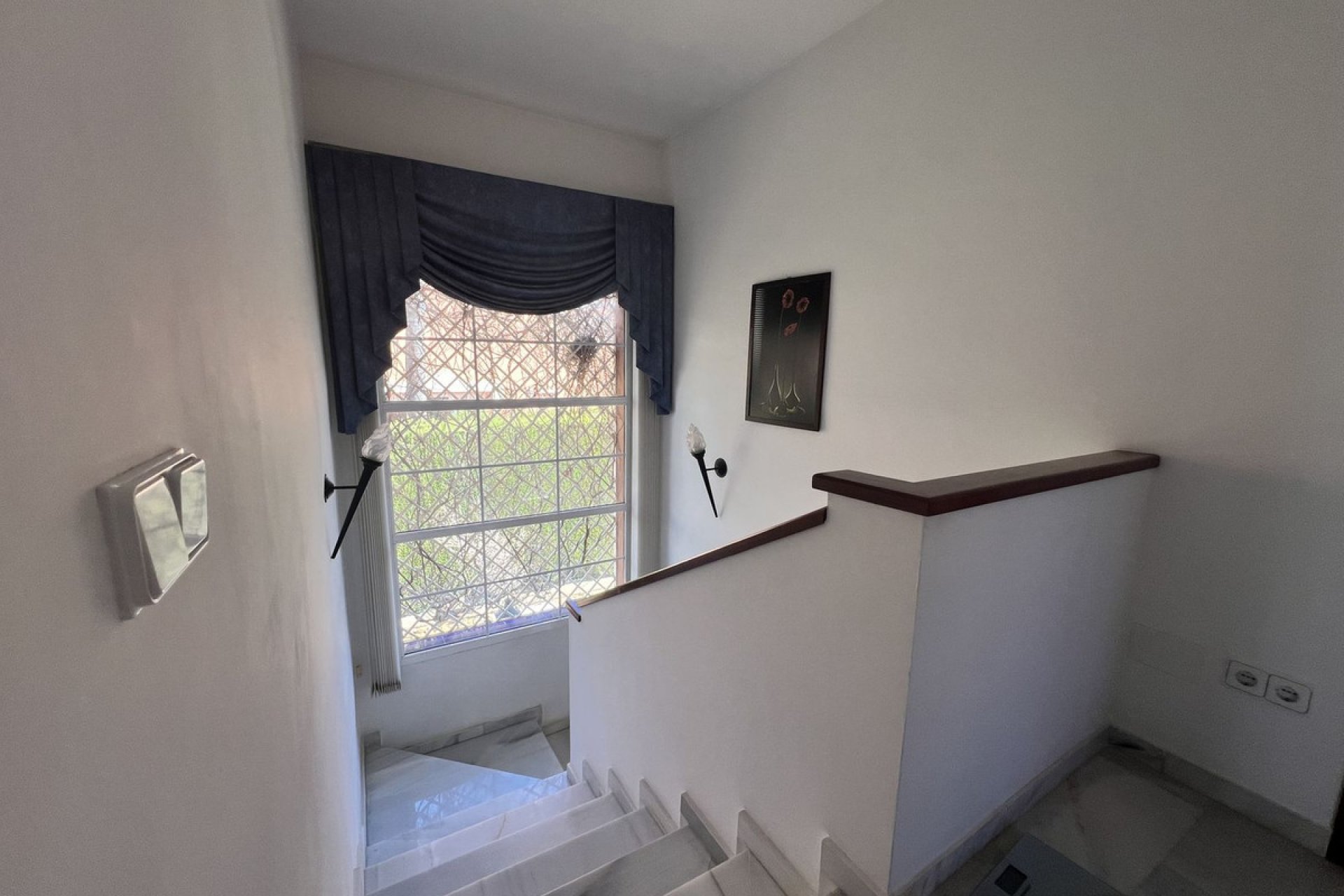 Resale - House - Semi-Detached House - Estepona - Atalaya