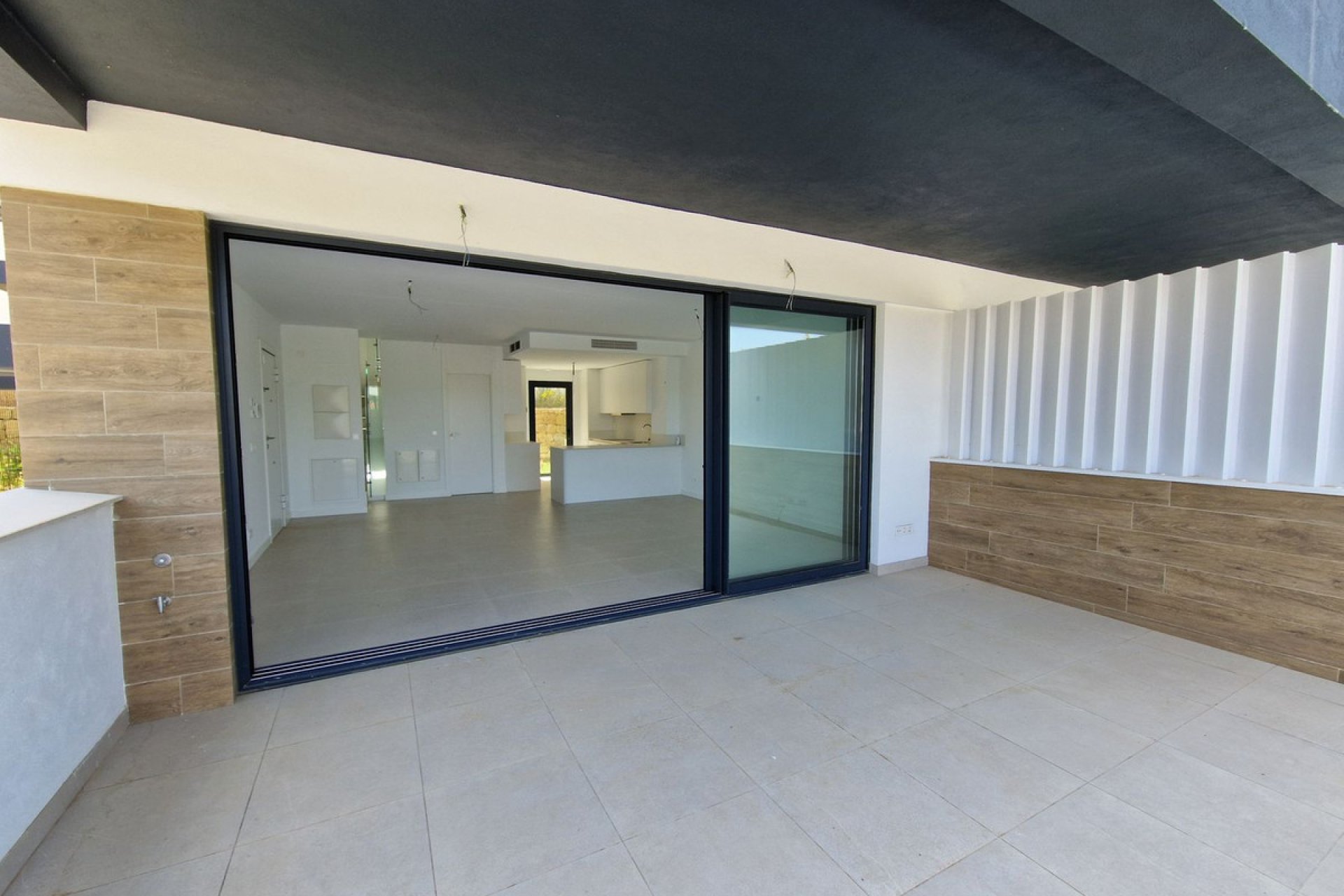 Resale - House - Semi-Detached House - Estepona - Atalaya