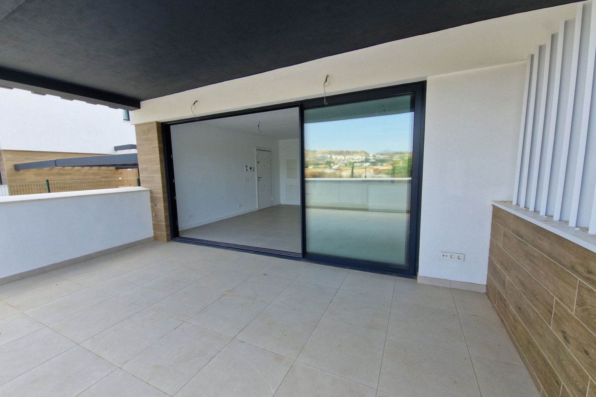 Resale - House - Semi-Detached House - Estepona - Atalaya