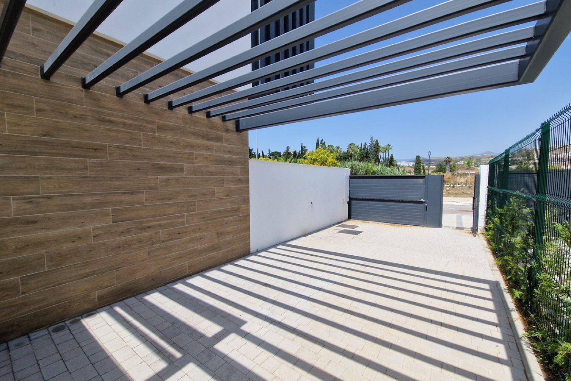 Resale - House - Semi-Detached House - Estepona - Atalaya