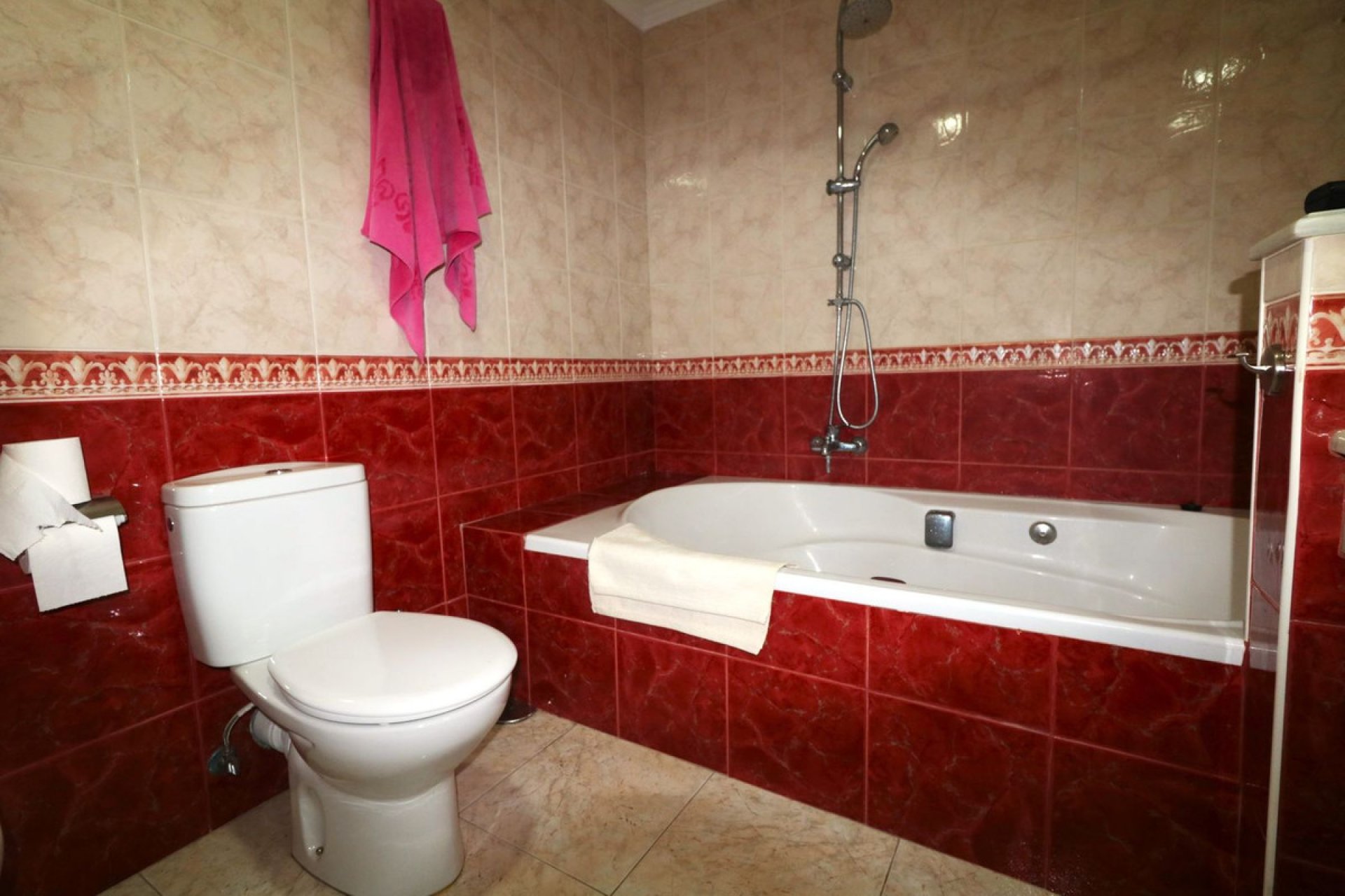 Resale - House - Semi-Detached House - Estepona - Bel Air