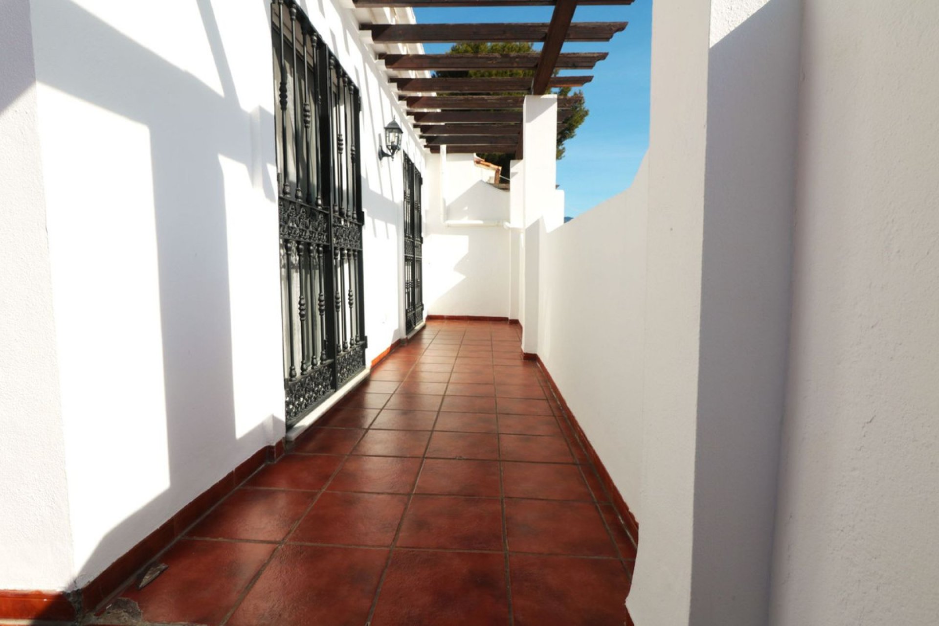 Resale - House - Semi-Detached House - Estepona - Bel Air