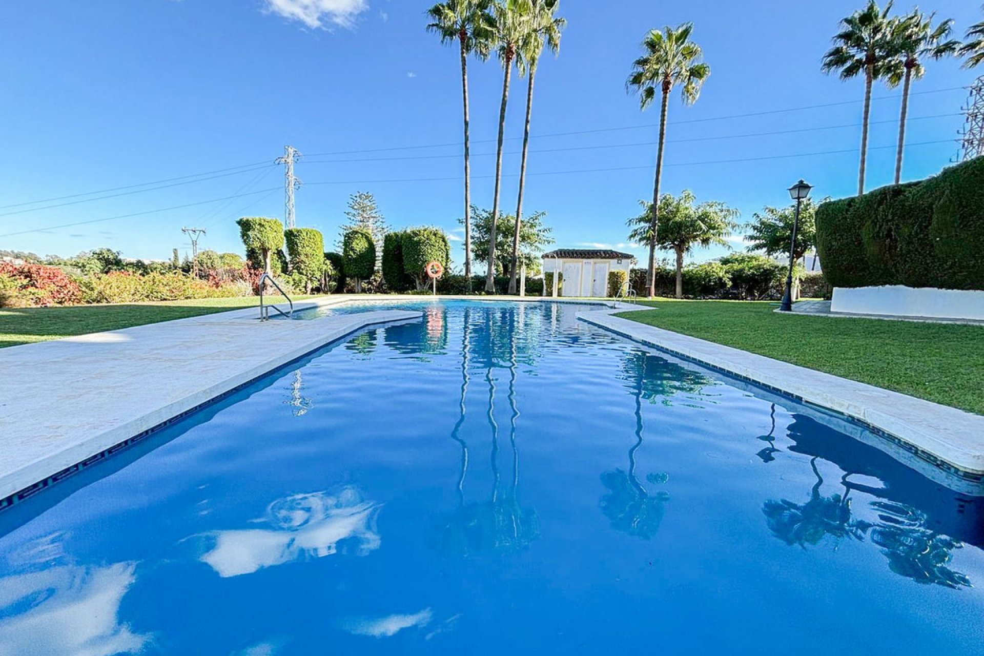 Resale - House - Semi-Detached House - Estepona - Bel Air