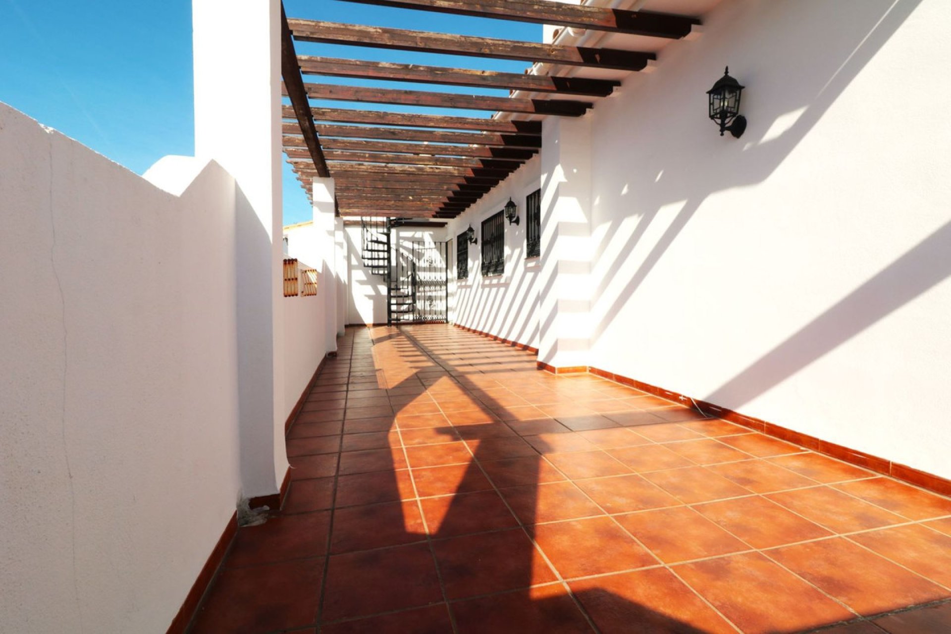 Resale - House - Semi-Detached House - Estepona - Bel Air