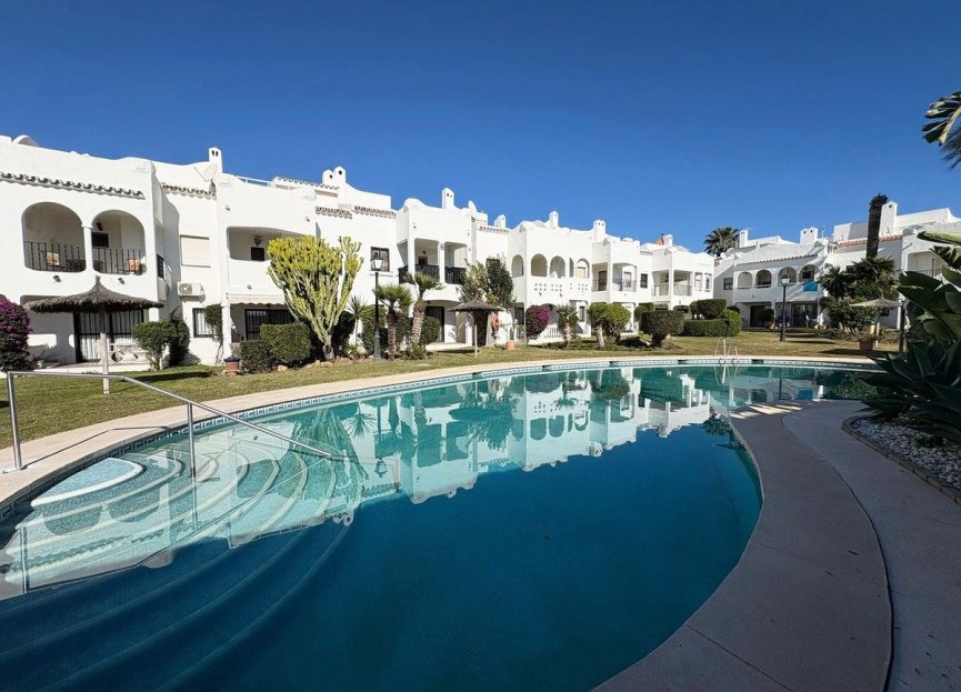 Resale - House - Semi-Detached House - Estepona - Bel Air