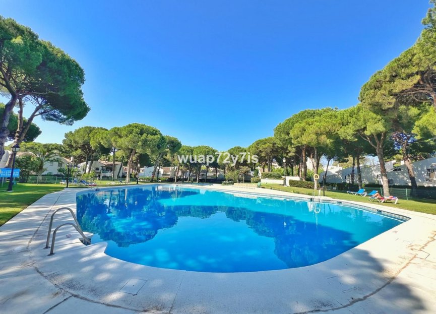 Resale - House - Semi-Detached House - Estepona - Benamara