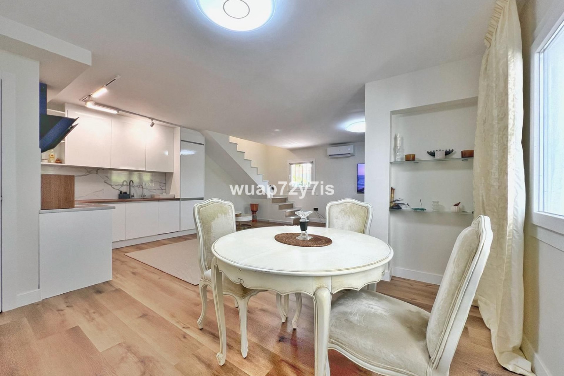 Resale - House - Semi-Detached House - Estepona - Benamara