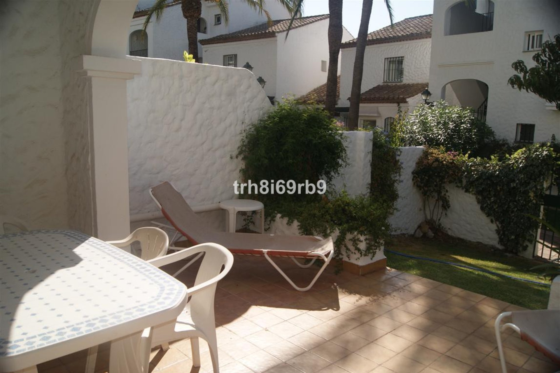 Resale - House - Semi-Detached House - Estepona - Benavista