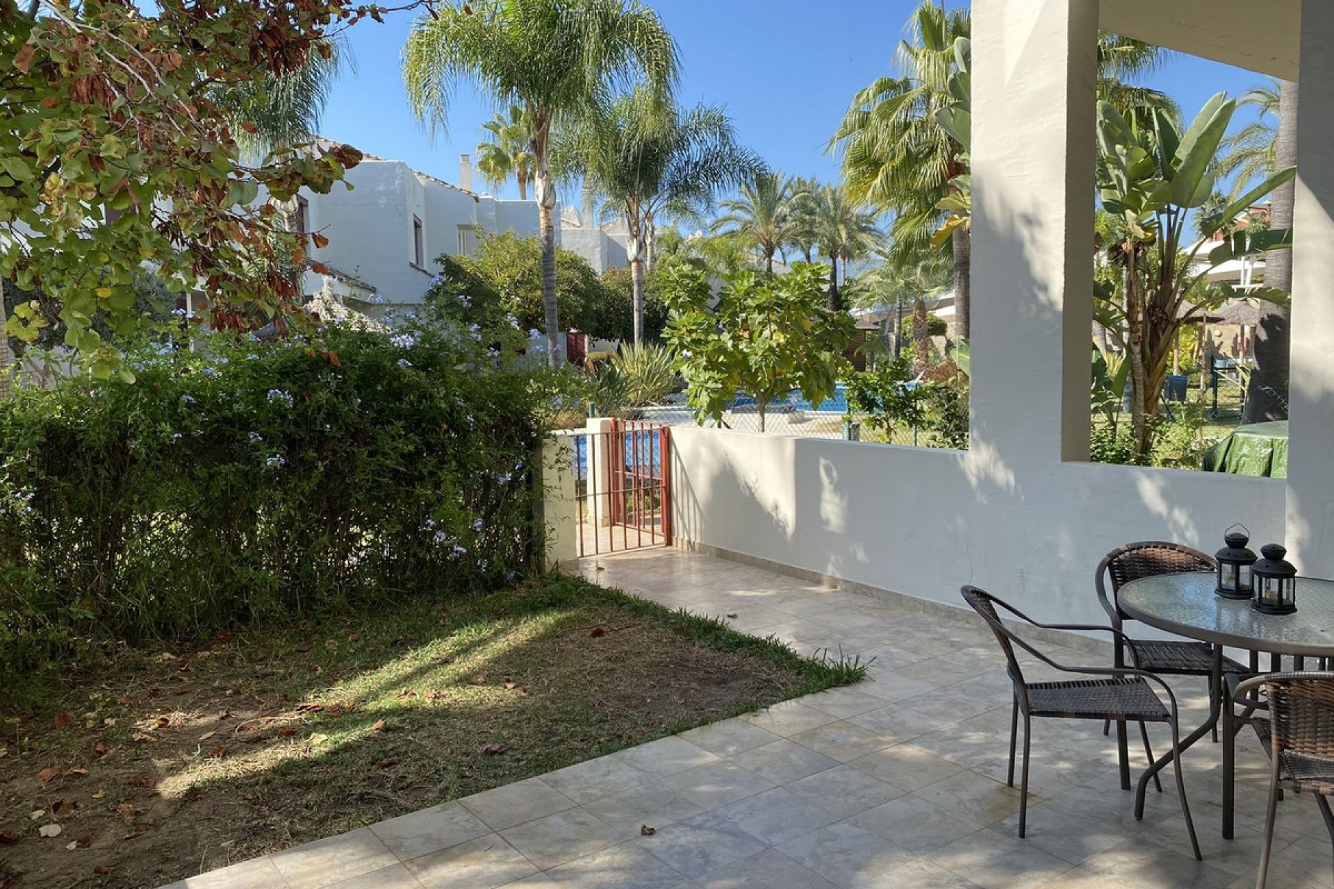 Resale - House - Semi-Detached House - Estepona - Cancelada