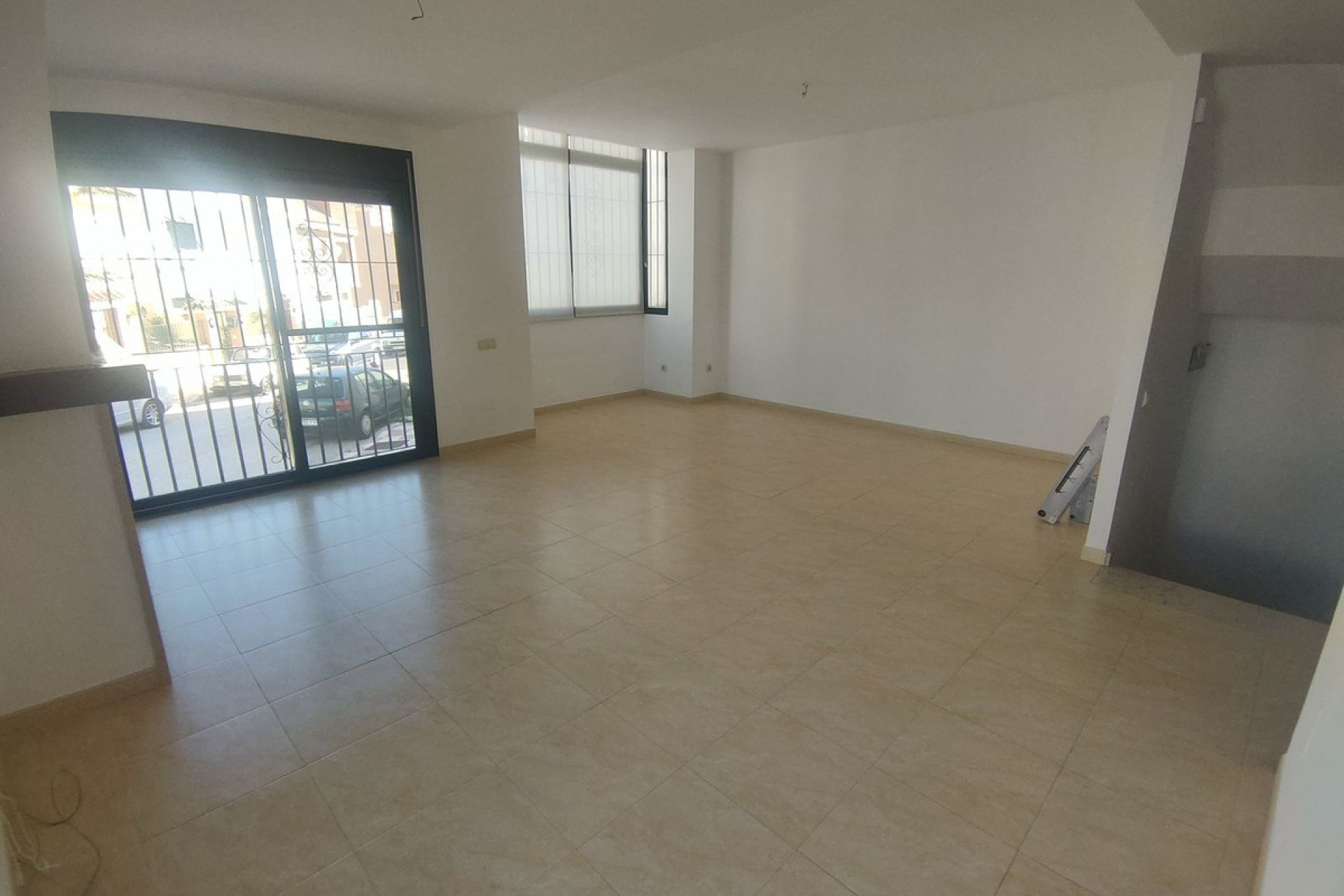 Resale - House - Semi-Detached House - Estepona - Cancelada