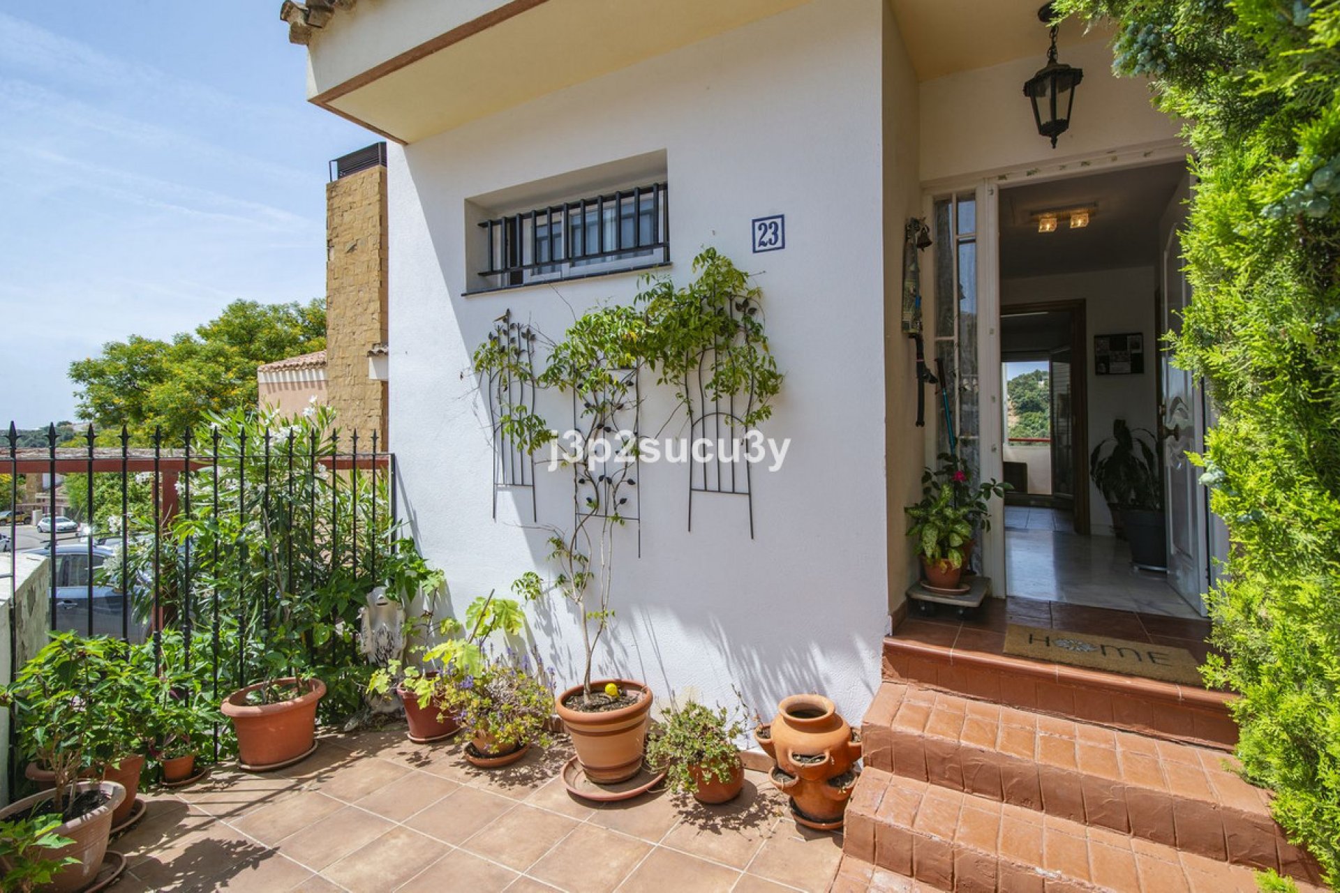 Resale - House - Semi-Detached House - Estepona - Estepona Centro