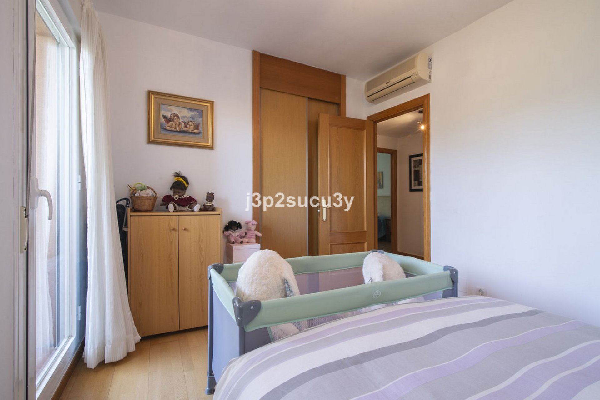 Resale - House - Semi-Detached House - Estepona - Estepona Centro