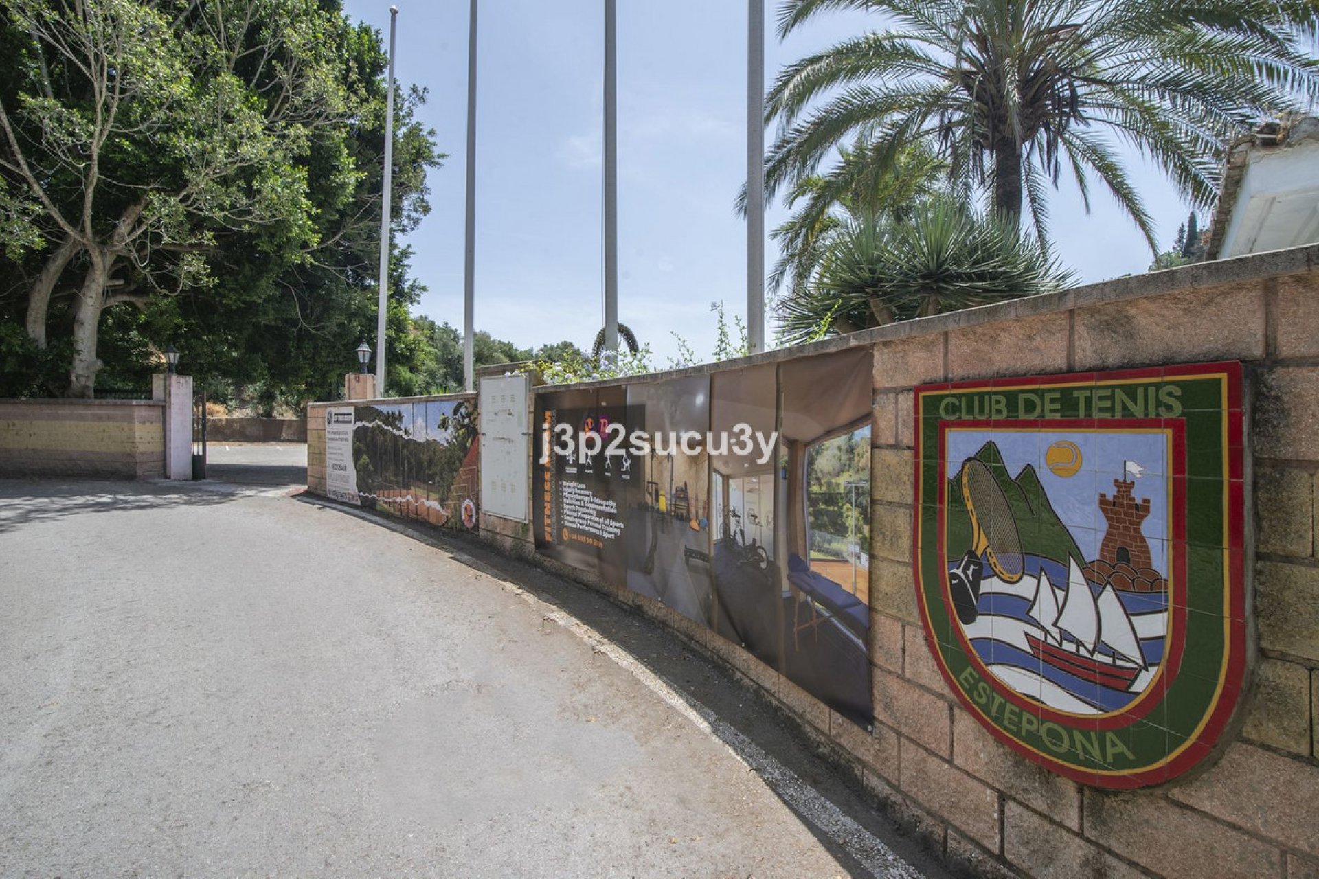 Resale - House - Semi-Detached House - Estepona - Estepona Centro