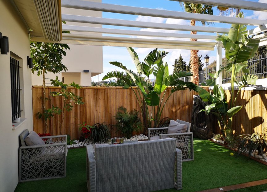 Resale - House - Semi-Detached House - Estepona - Estepona Centro