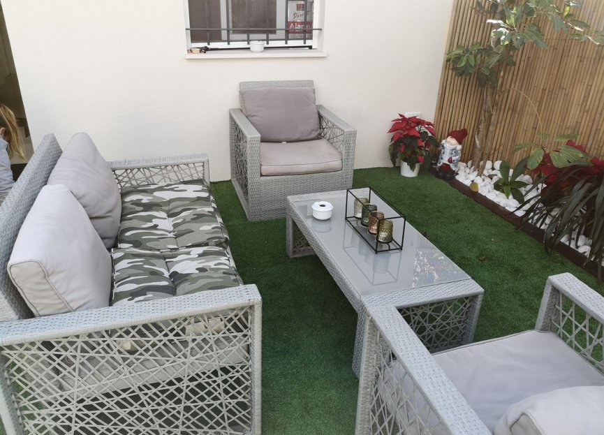 Resale - House - Semi-Detached House - Estepona - Estepona Centro