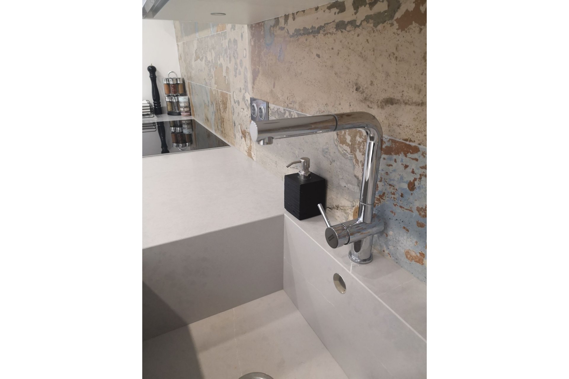 Resale - House - Semi-Detached House - Estepona - Estepona Centro