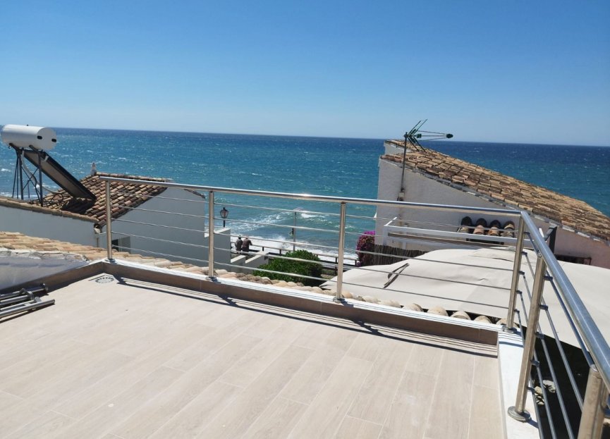 Resale - House - Semi-Detached House - Estepona - Estepona Centro