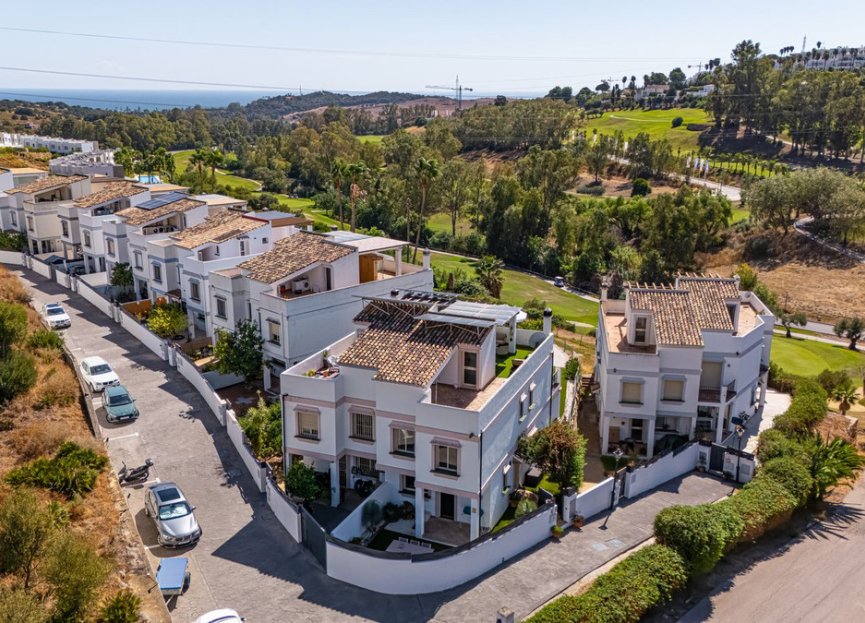 Resale - House - Semi-Detached House - Estepona - Estepona Centro