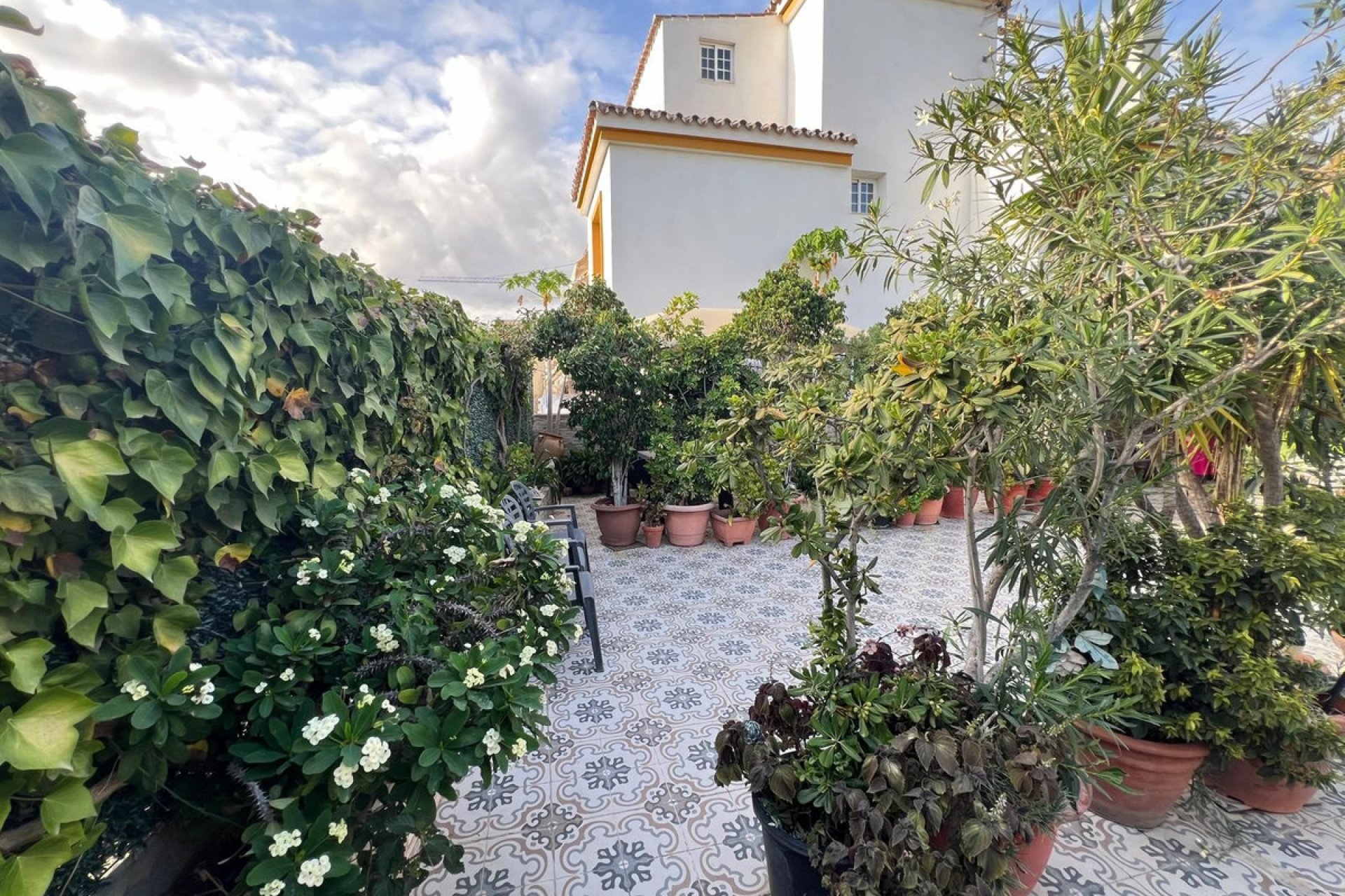 Resale - House - Semi-Detached House - Estepona - Estepona Centro