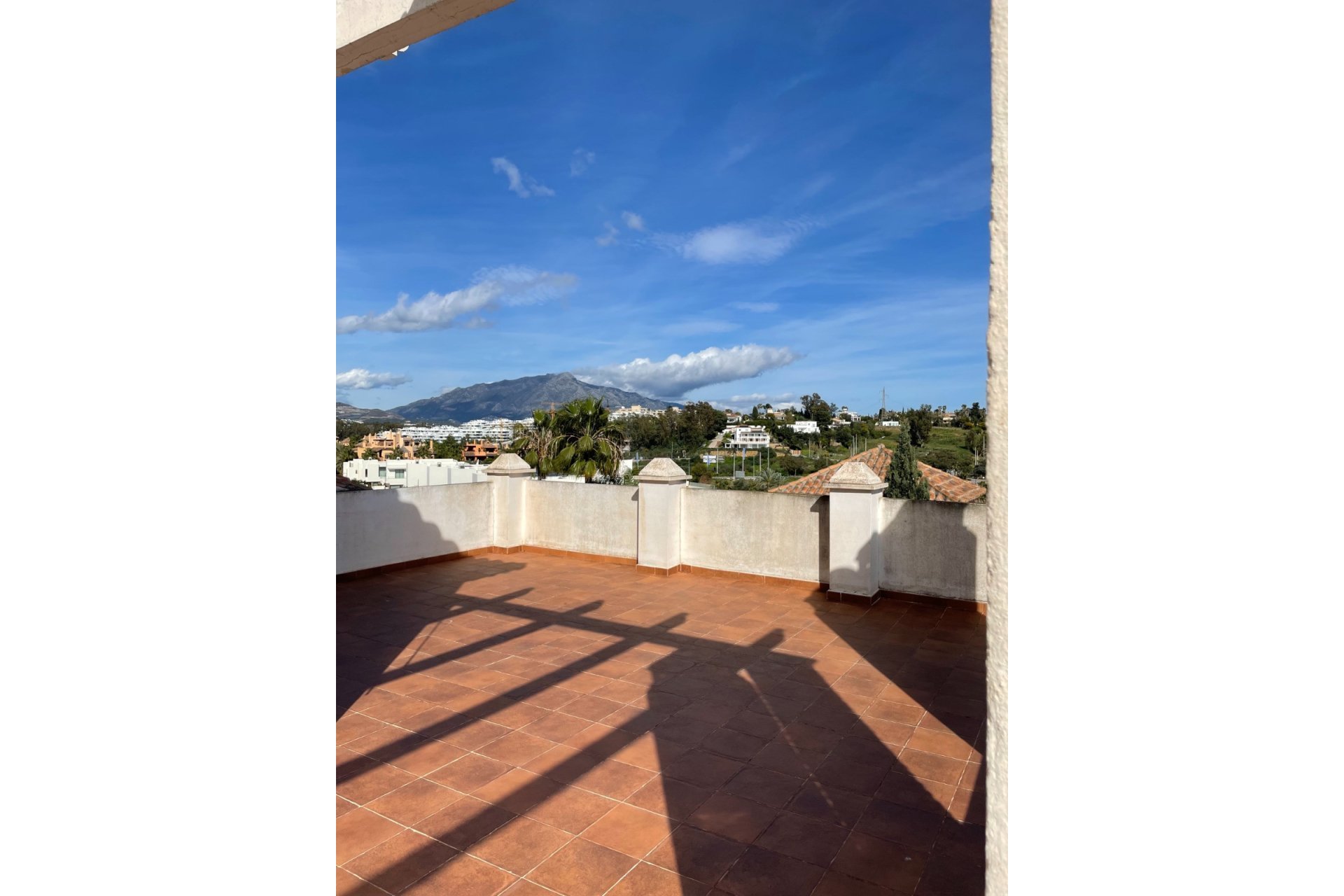 Resale - House - Semi-Detached House - Estepona - Estepona Centro