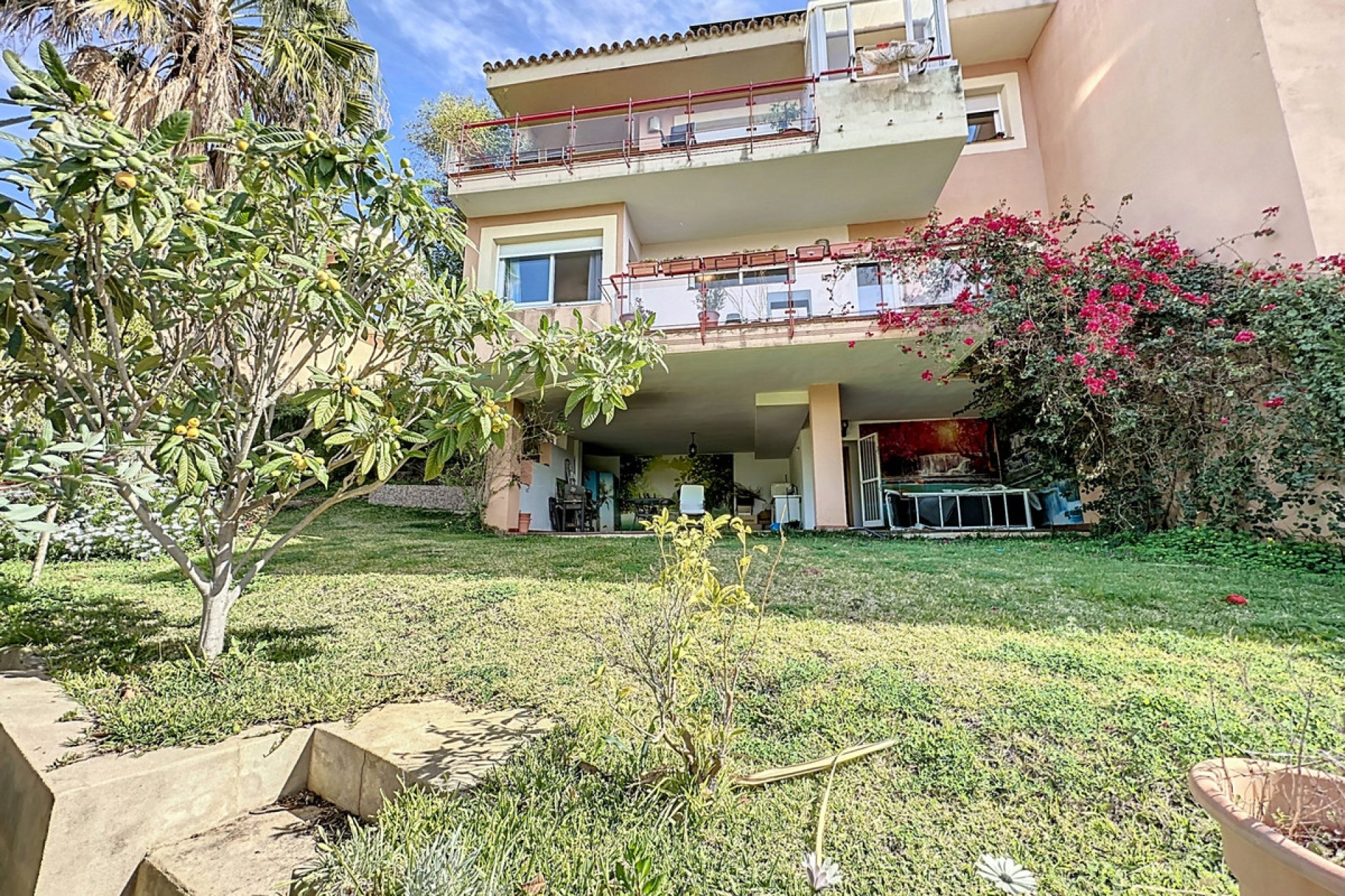 Resale - House - Semi-Detached House - Estepona - Estepona Centro