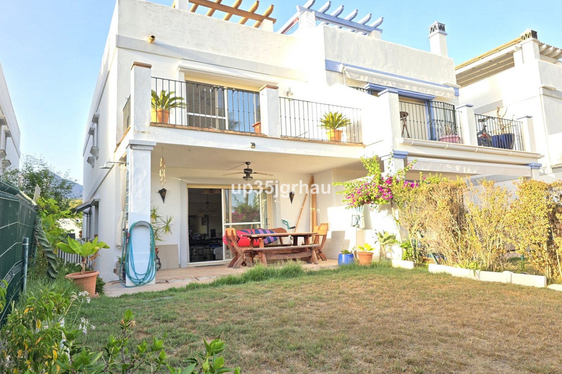 Resale - House - Semi-Detached House - Estepona - Estepona Centro