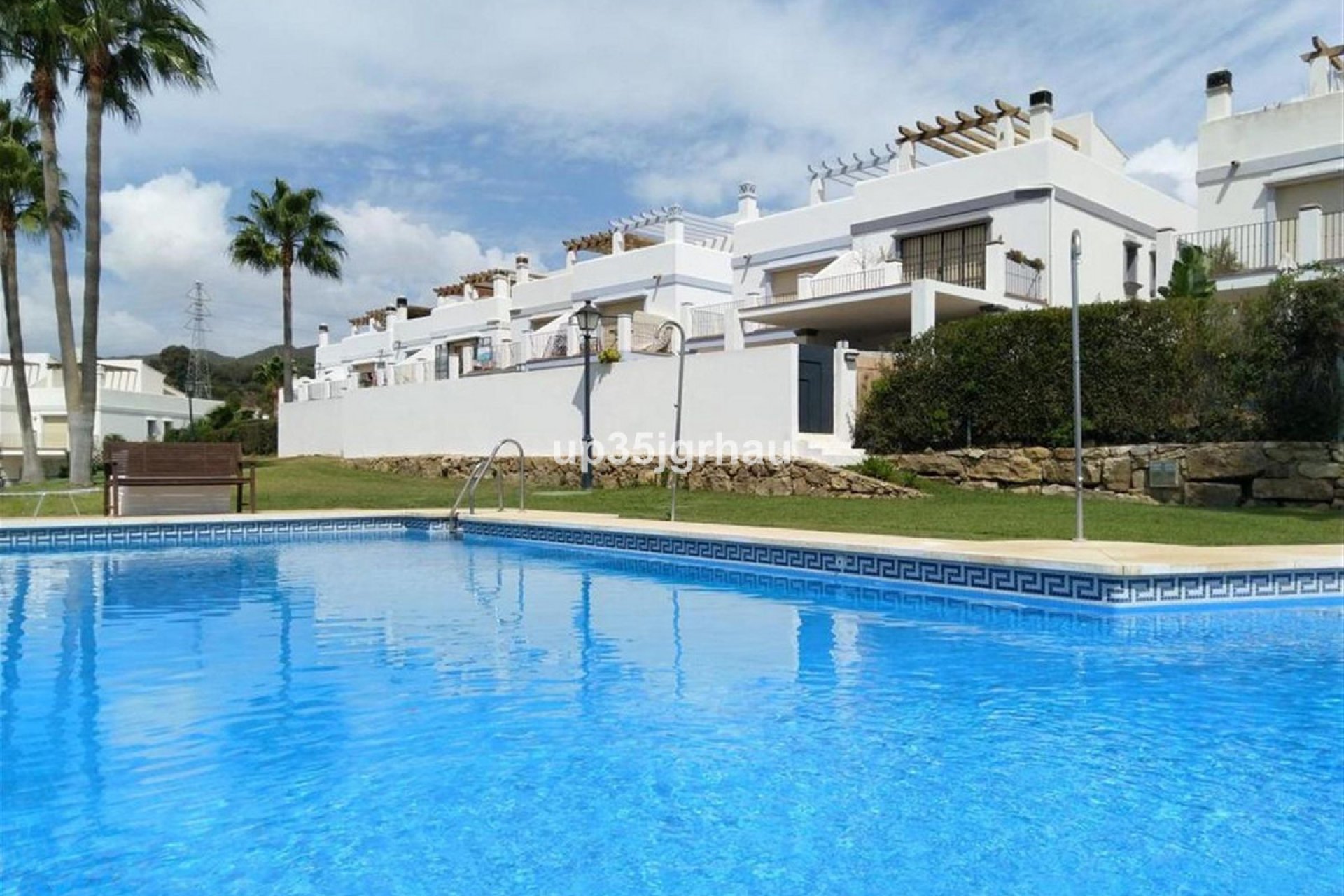 Resale - House - Semi-Detached House - Estepona - Estepona Centro