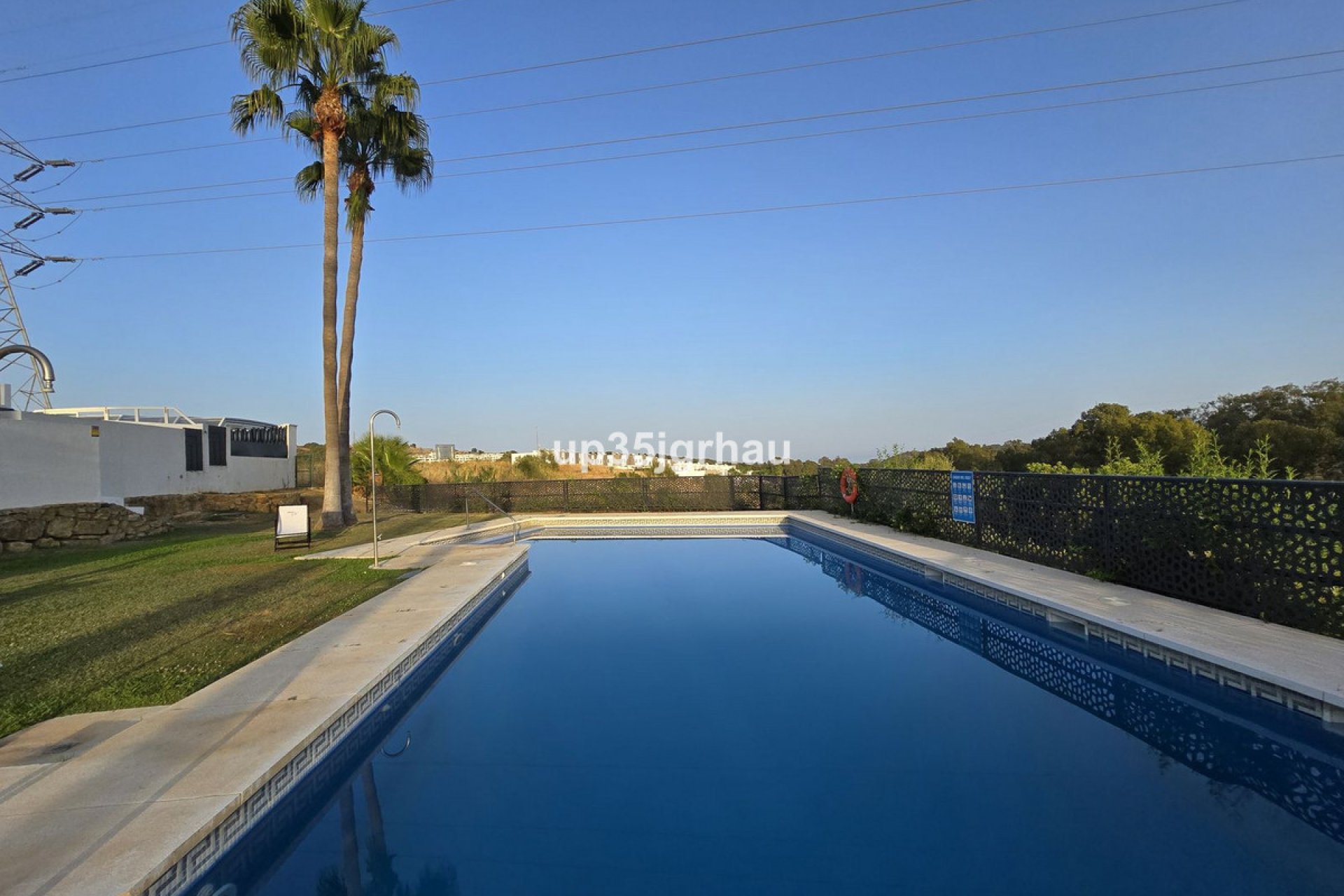 Resale - House - Semi-Detached House - Estepona - Estepona Centro