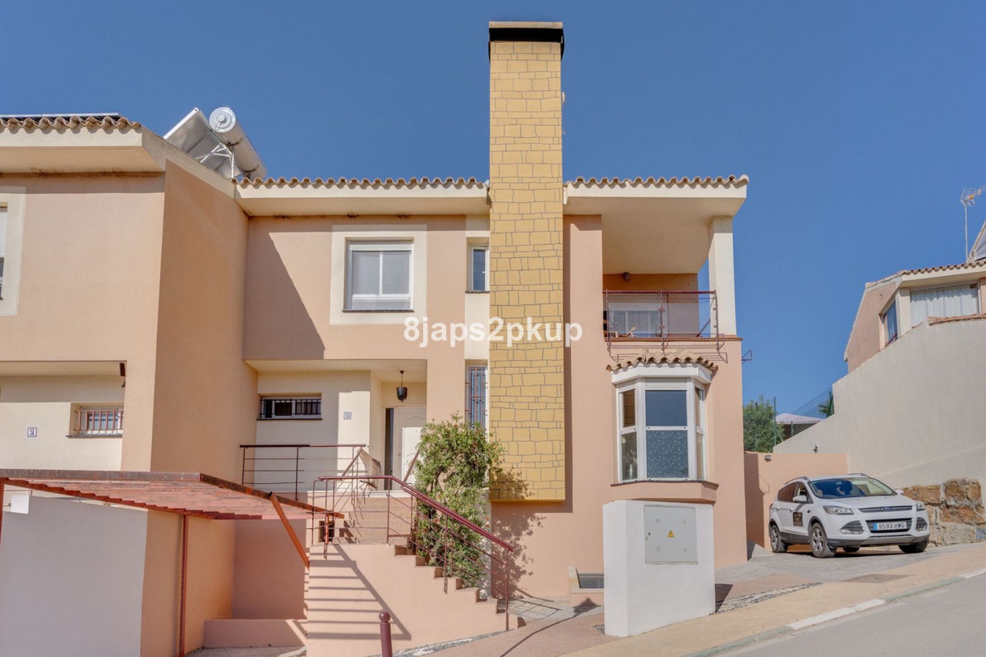 Resale - House - Semi-Detached House - Estepona - Estepona Centro